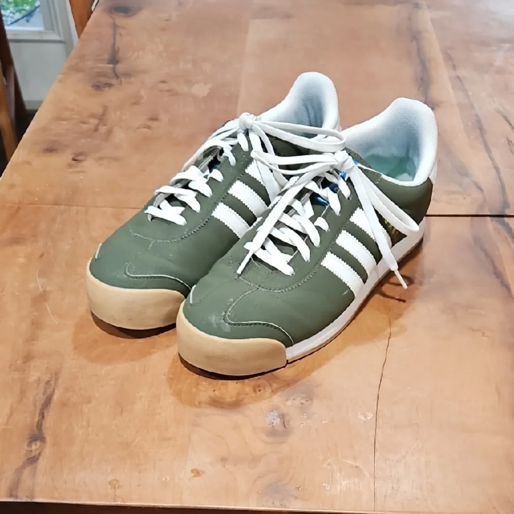 Adidas Samoa Sz 10.5 Classic - Picture 1 of 7